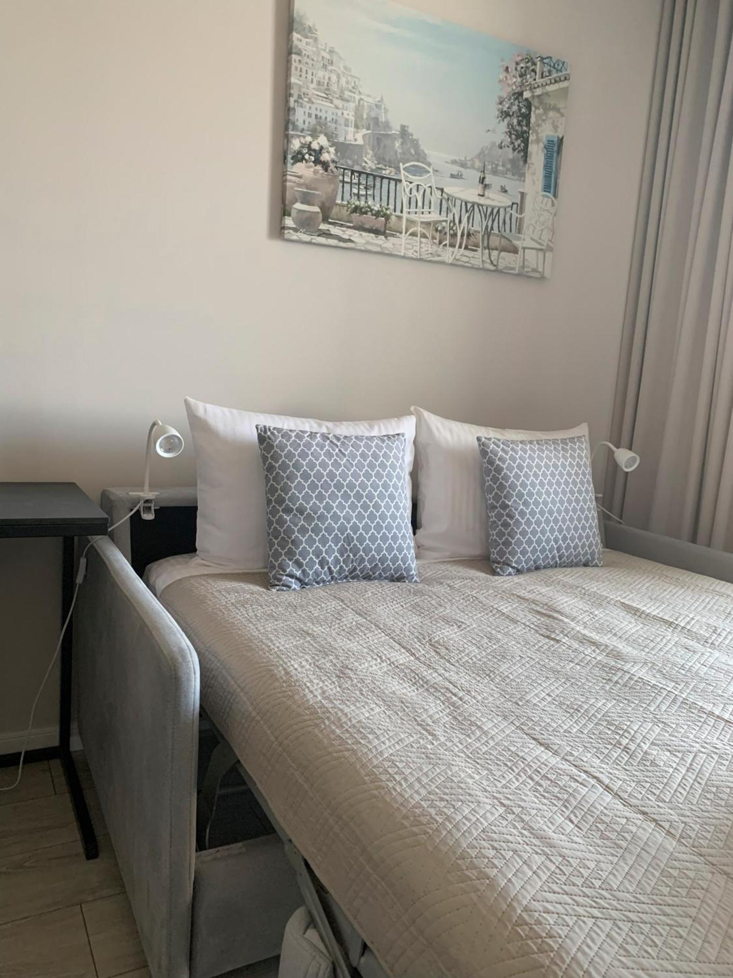 Warsaw Home Suites Dış mekan fotoğraf